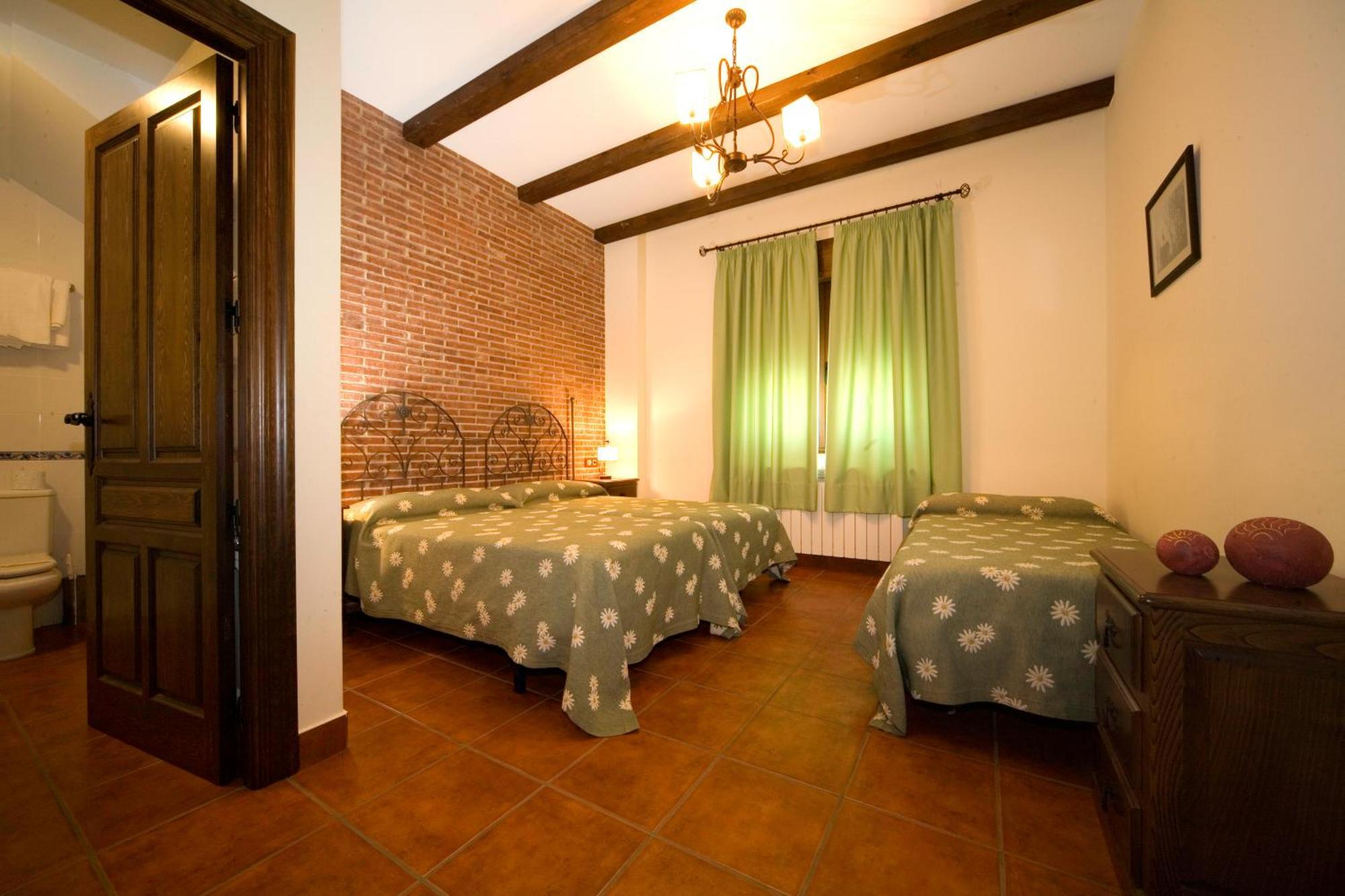 La Venta De Los Arribes Formariz Phòng bức ảnh